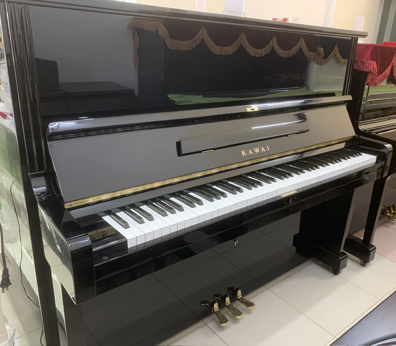dan-piano-co-kawai-bl51-piano-jp