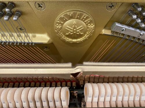 Piano Yamaha HQ90B