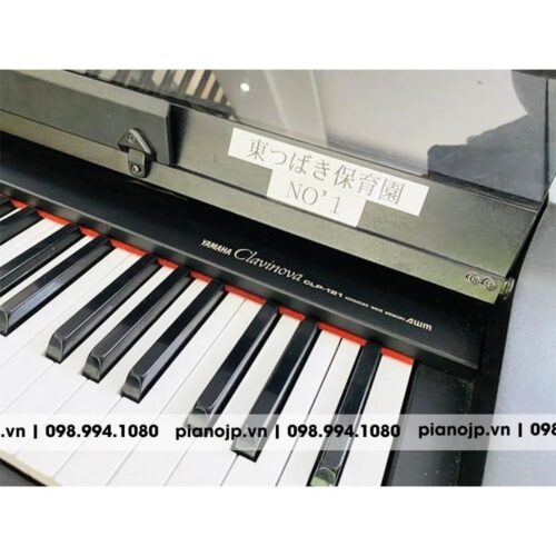 piano-yamaha-CLP121-3
