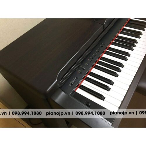 piano-yamaha-CLP134-4