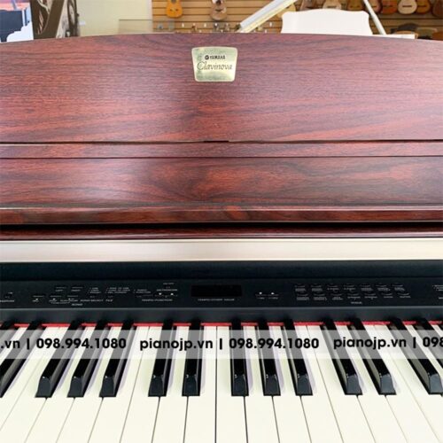 piano-yamaha-CLP330M-2