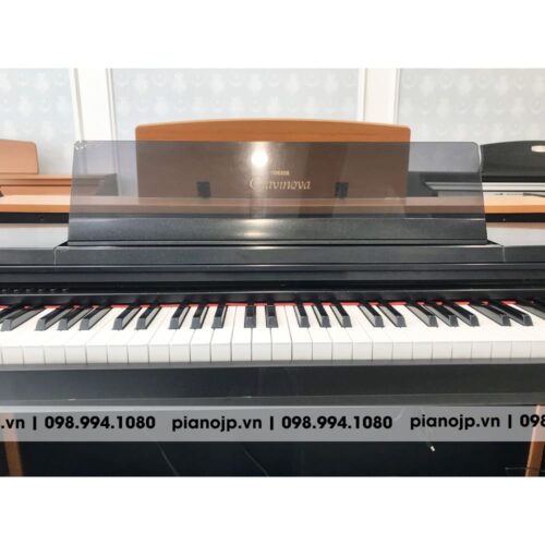piano-yamaha-CLP560-5