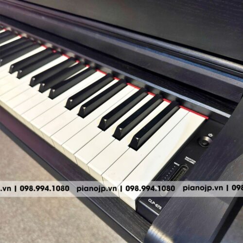 piano-yamaha-CLP675-7