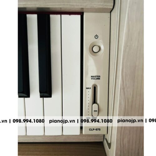 piano-yamaha-CLP675WA-3