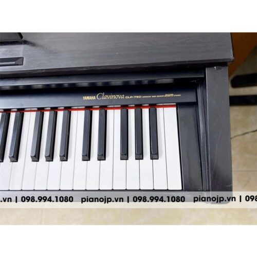 piano-yamaha-CLP760-4